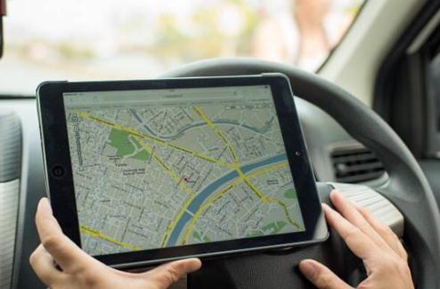 谷歌地图升级：能主动“猜出”出行目的地和路线