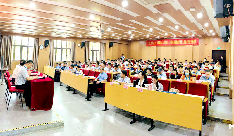 南京工业职业技术大学中层以上干部暨基层党组织负责人赴浙大培训