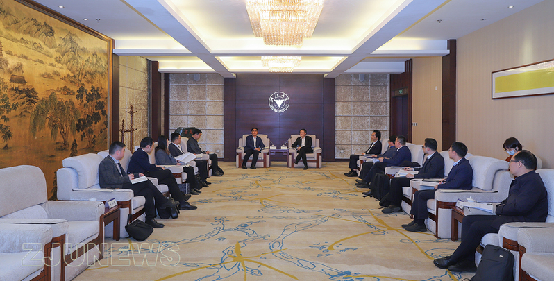 嘉兴市委常委、嘉善县委书记江海洋一行来浙江大学座谈