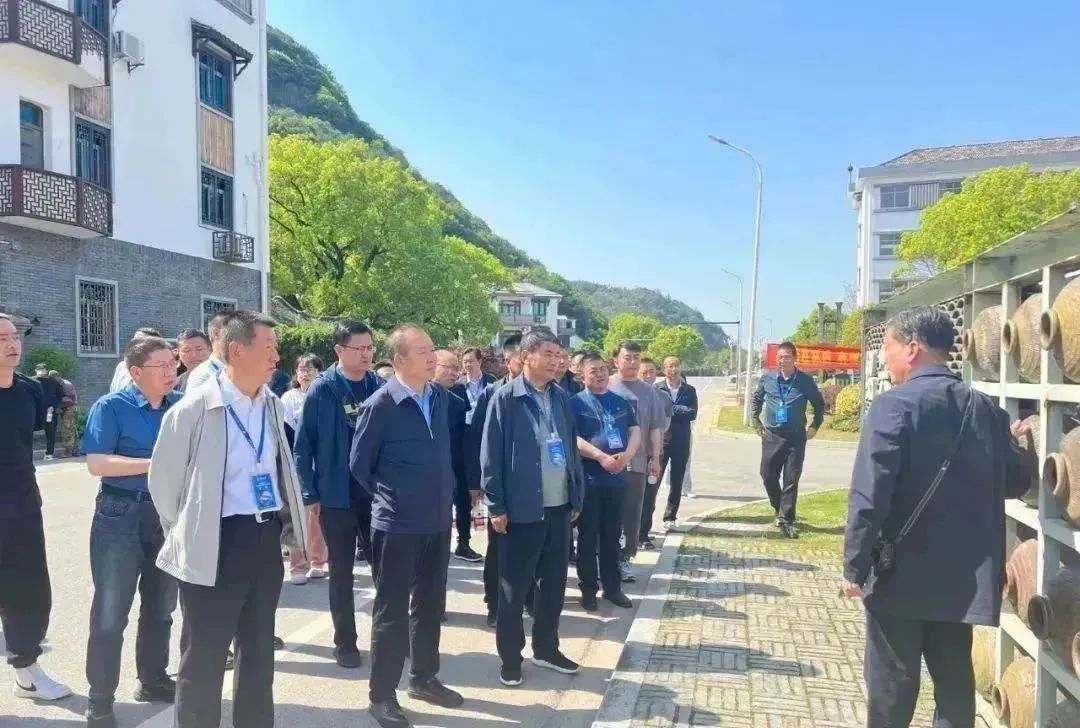 浙江大学—甘南州政法干部能力素质提升培训班侧记