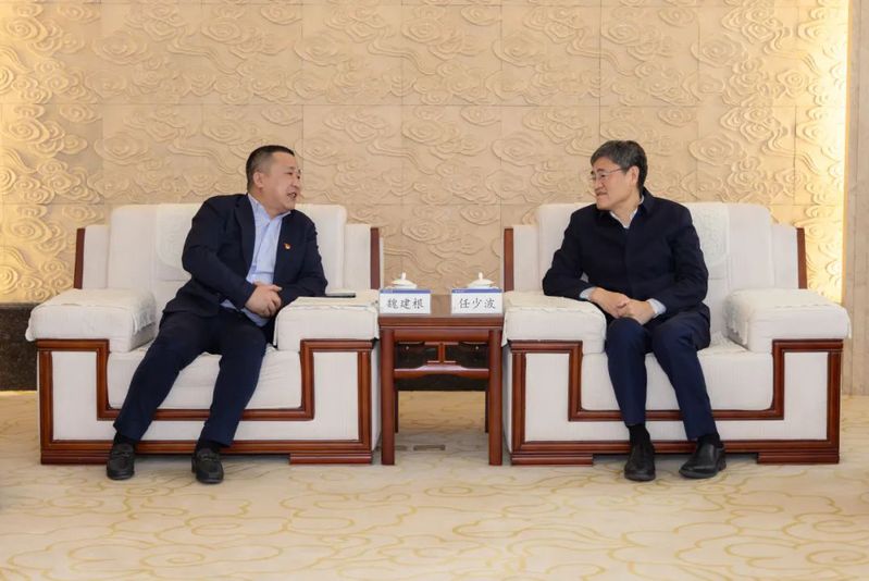 浙江省机场集团党委班子一行来浙江大学调研