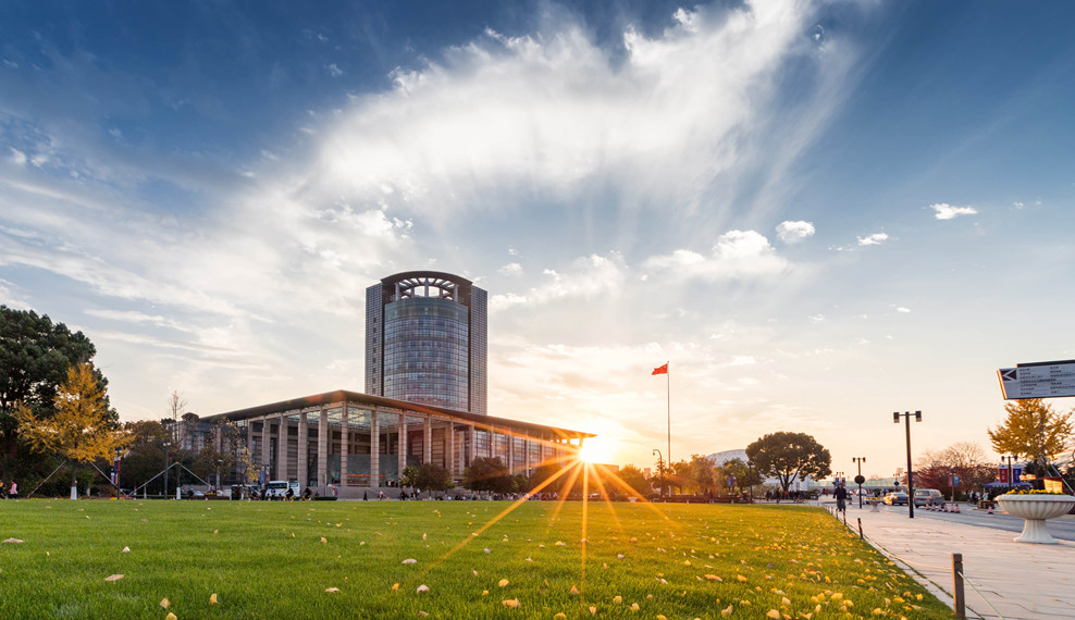 浙江省委副书记、杭州市委书记刘捷到浙大调研