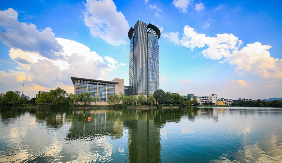 浙大见面会万字实录 | 段永平：最重要的不是勤奋，而是做对事情