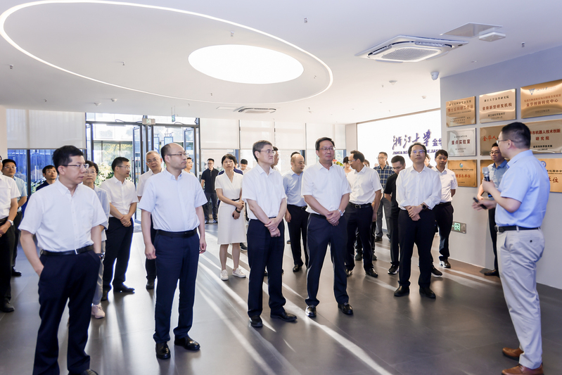 浙江大学党委书记任少波、校长马琰铭院士率队赴金华考察交流